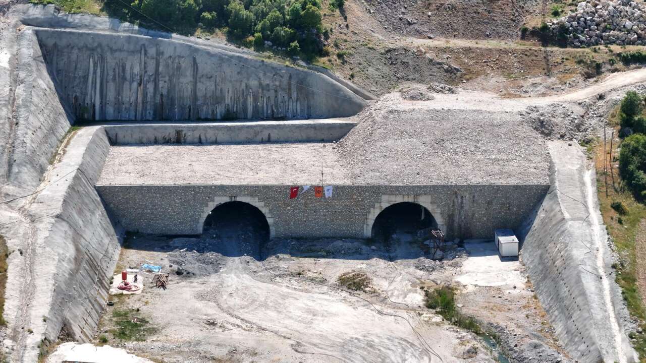 Karabel Tüneli’nde Çalışmalar Yeniden Başladı 7